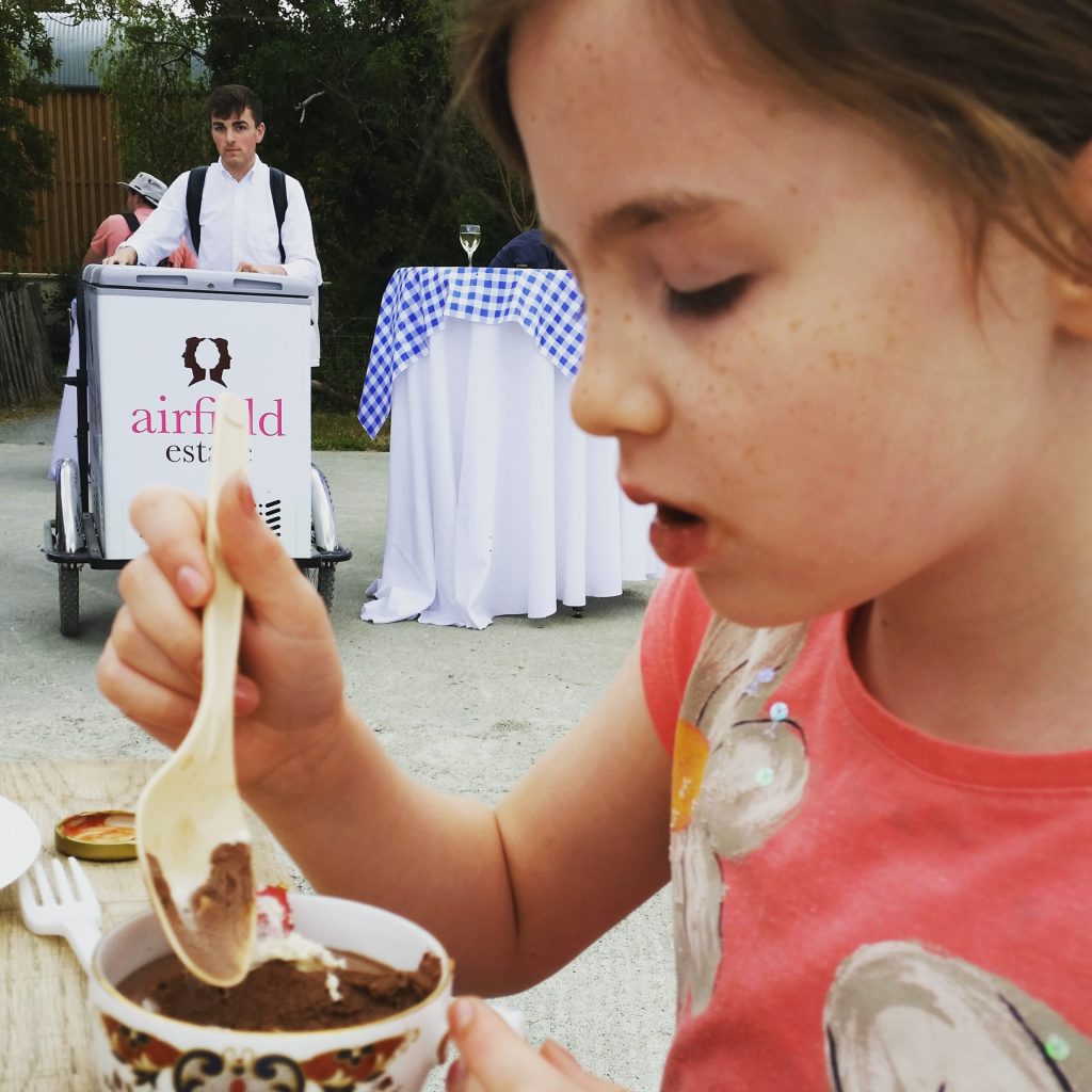 Chocolate mousse Airfield
